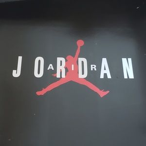 Meet your Posher, Gee